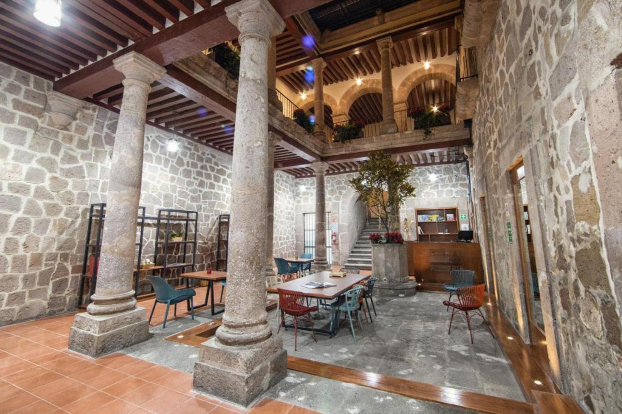 מורליה Oyo Hostal Mich מראה חיצוני תמונה